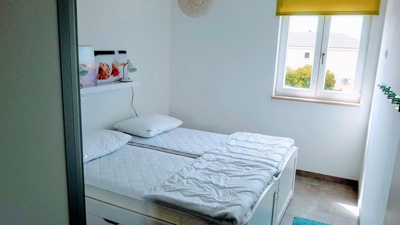Soren-Sun Apt'S Apartment Супетар Екстериор снимка